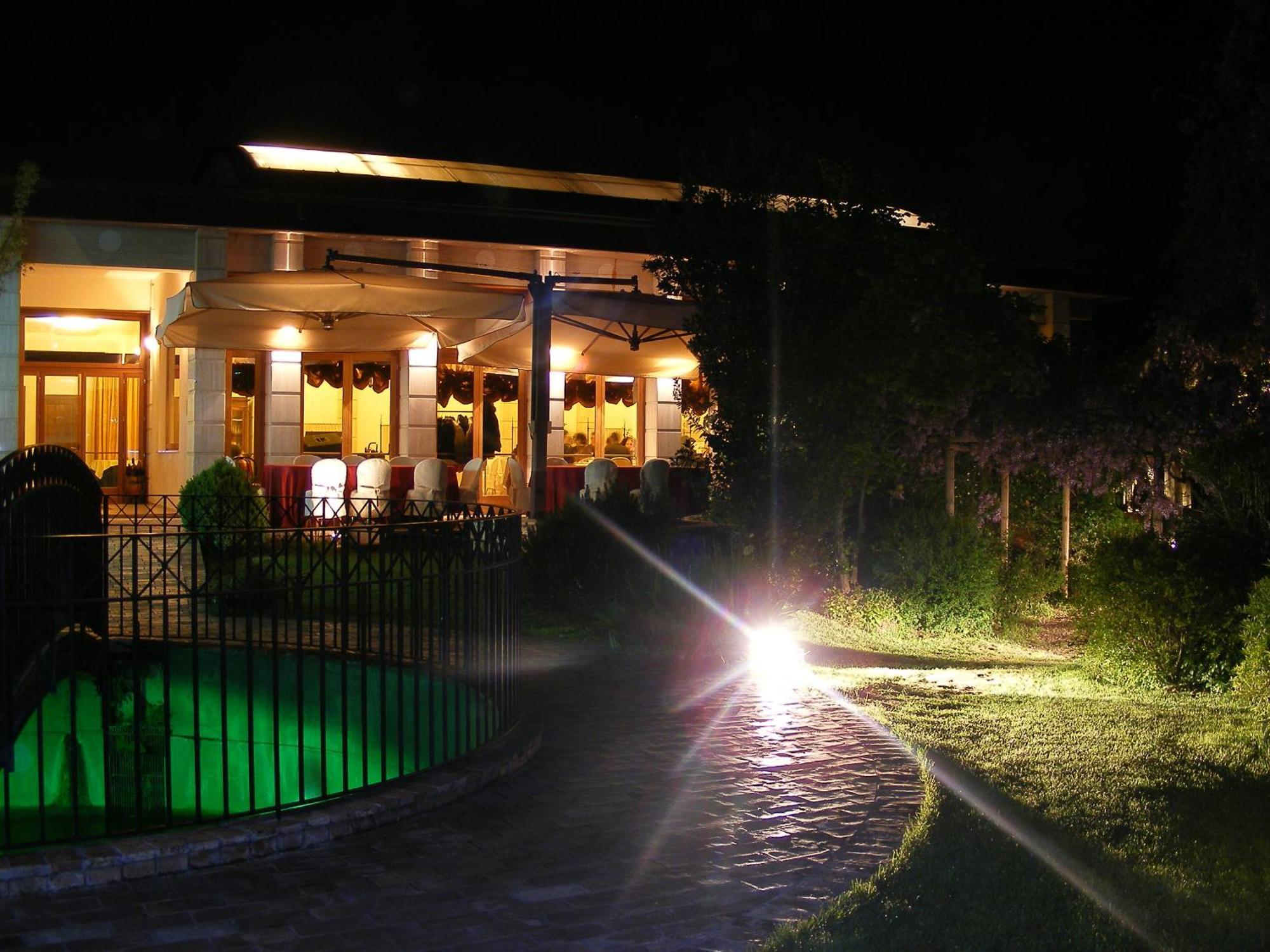 Mingone Hotel Ristorante Isola di Liri Buitenkant foto